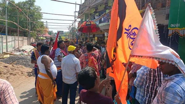 ମାଡ୍ରାସି ସମ୍ପ୍ରଦାୟ ର ଗଙ୍ଗା ମାରୀ ବୁଢୀମା ଉତ୍ସବ ପାଳିତ ମାଡ୍ରାସି ସମ୍ପ୍ରଦାୟ ର ଗଙ୍ଗା ମାରୀ ବୁଢୀମା ଉତ୍ସବ ପାଳିତ