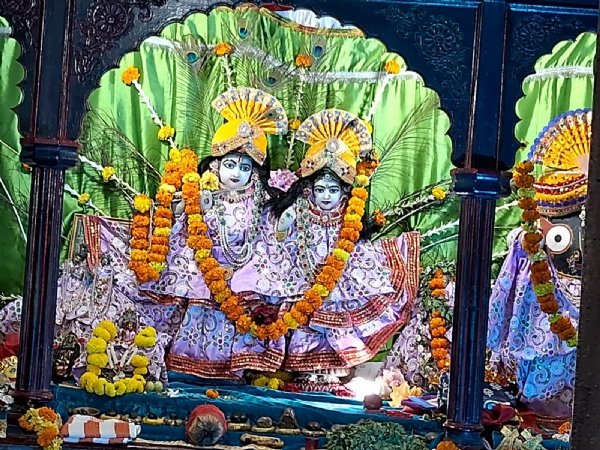 କାର୍ତ୍ତିକ ପୂର୍ଣ୍ଣମୀ ରେ ବଲାଙ୍ଗିର ସହର ଚଳ ଚଞ୍ଚଳ କାର୍ତ୍ତିକ ପୂର୍ଣ୍ଣମୀ ରେ ବଲାଙ୍ଗିର ସହର ଚଳ ଚଞ୍ଚଳ