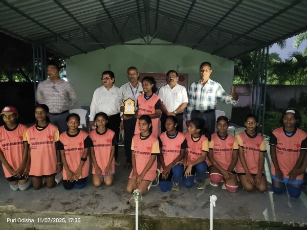 ହକି ଶତବର୍ଷିକୀ ପୁରୀ ଜିଲ୍ଲା ସ୍କୁଲ ରେ ପାଳିତ ହକି ଶତବର୍ଷିକୀ ପୁରୀ ଜିଲ୍ଲା ସ୍କୁଲ ରେ ପାଳିତ