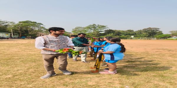 ଭାରତୀୟ ହକିର ୧୦୦ ତମ ଗୌରବମୟ ବର୍ଷ ପୂର୍ତ୍ତି ପାଳନ ଅବସରରେ ଦୁଇଗୋଟି ପୁରୁଷ ଏବଂ ପ୍ରଦର୍ଶନୀ ହକି ମ୍ୟାଚ ପ୍ରଦର୍ଶନ