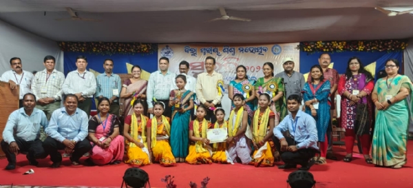 ଜିଲ୍ଲା ସ୍ତରୀୟ ଶିଶୁ ମହୋତ୍ସବ ସୁରଭି ଉଦଯାପିତ ସାଂସ୍କୃତିକ କାର୍ଯ୍ୟକ୍ରମରେ ପ୍ରଥମ ସ୍ଥାନ ଅଧିକାର କଲେ ଲୋଇସିଂହା ବ୍ଲକ ଜିଲ୍ଲା ସ୍ତରୀୟ ଶିଶୁ ମହୋତ୍ସବ ସୁରଭି ଉଦଯାପିତ ସାଂସ୍କୃତିକ କାର୍ଯ୍ୟକ୍ରମରେ ପ୍ରଥମ ସ୍ଥାନ ଅଧିକାର କଲେ ଲୋଇସିଂହା ବ୍ଲକ