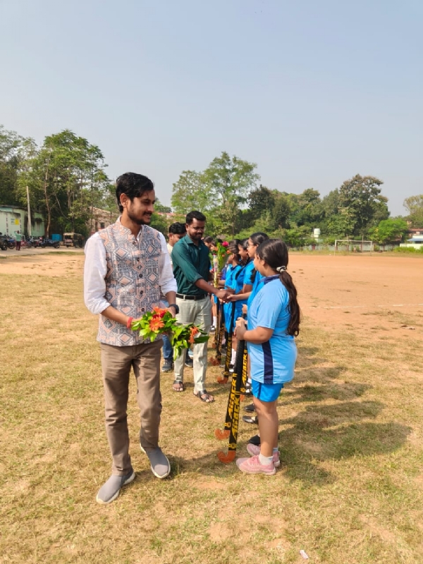 ଭାରତୀୟ ହକିର ୧୦୦ ତମ ଗୌରବମୟ ବର୍ଷ ପୂର୍ତ୍ତି ପାଳନ ଅବସରରେ ଦୁଇଗୋଟି ପୁରୁଷ ଏବଂ ପ୍ରଦର୍ଶନୀ ହକି ମ୍ୟାଚ ପ୍ରଦର୍ଶନ ଭାରତୀୟ ହକିର ୧୦୦ ତମ ଗୌରବମୟ ବର୍ଷ ପୂର୍ତ୍ତି ପାଳନ ଅବସରରେ ଦୁଇଗୋଟି ପୁରୁଷ ଏବଂ ପ୍ରଦର୍ଶନୀ ହକି ମ୍ୟାଚ ପ୍ରଦର୍ଶନ
