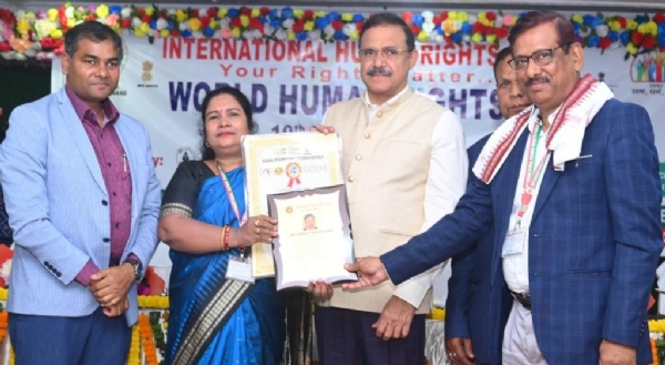 HRUDAYA RANAJAN SINHA AWARD PHOTO (3) HRUDAYA RANAJAN SINHA AWARD PHOTO (3)