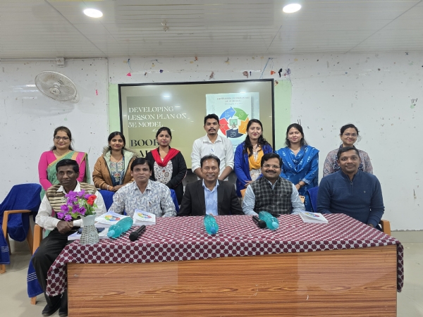 ୫ ଇ ଶିକ୍ଷାଦାନ ପଦ୍ଧତି ପୁସ୍ତକ ଲୋକାର୍ପିତ ୫ ଇ ଶିକ୍ଷାଦାନ ପଦ୍ଧତି ପୁସ୍ତକ ଲୋକାର୍ପିତ