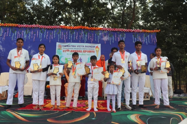 ବିଶ୍ୱାତ୍ମ ବିଦ୍ୟା ମନ୍ଦିର, ବଲାଙ୍ଗୀରର ୨୭ତମ ବାର୍ଷିକକ୍ରୀଡ଼ା ଉତ୍ସଵ ଉଦଯାପିତ ବିଶ୍ୱାତ୍ମ ବିଦ୍ୟା ମନ୍ଦିର, ବଲାଙ୍ଗୀରର ୨୭ତମ ବିଦ୍ୟାଳୟସ୍ତରୀୟ ଏବଂ ଆନ୍ତଃବିଦ୍ୟାଳୟସ୍ତରୀୟ ବାର୍ଷିକ କ୍ରୀଡ଼ା ଉତ୍ସଵ ବିଶ୍ୱାତ୍ମ ବିଦ୍ୟା ମନ୍ଦିର, ବଲାଙ୍ଗୀରର ୨୭ତମ ବାର୍ଷିକକ୍ରୀଡ଼ା ଉତ୍ସଵ ଉଦଯାପିତ ବିଶ୍ୱାତ୍ମ ବିଦ୍ୟା ମନ୍ଦିର, ବଲାଙ୍ଗୀରର ୨୭ତମ ବିଦ୍ୟାଳୟସ୍ତରୀୟ ଏବଂ ଆନ୍ତଃବିଦ୍ୟାଳୟସ୍ତରୀୟ ବାର୍ଷିକ କ୍ରୀଡ଼ା ଉତ୍ସଵ