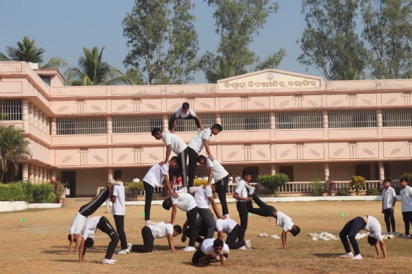 ବିଶ୍ୱାତ୍ମ ବିଦ୍ୟା ମନ୍ଦିର, ବଲାଙ୍ଗୀରର ୨୭ତମ ବାର୍ଷିକକ୍ରୀଡ଼ା ଉତ୍ସଵ ଉଦଯାପିତ ବିଶ୍ୱାତ୍ମ ବିଦ୍ୟା ମନ୍ଦିର, ବଲାଙ୍ଗୀରର ୨୭ତମ ବିଦ୍ୟାଳୟସ୍ତରୀୟ ଏବଂ ଆନ୍ତଃବିଦ୍ୟାଳୟସ୍ତରୀୟ ବାର୍ଷିକ କ୍ରୀଡ଼ା ଉତ୍ସଵ ବିଶ୍ୱାତ୍ମ ବିଦ୍ୟା ମନ୍ଦିର, ବଲାଙ୍ଗୀରର ୨୭ତମ ବାର୍ଷିକକ୍ରୀଡ଼ା ଉତ୍ସଵ ଉଦଯାପିତ ବିଶ୍ୱାତ୍ମ ବିଦ୍ୟା ମନ୍ଦିର, ବଲାଙ୍ଗୀରର ୨୭ତମ ବିଦ୍ୟାଳୟସ୍ତରୀୟ ଏବଂ ଆନ୍ତଃବିଦ୍ୟାଳୟସ୍ତରୀୟ ବାର୍ଷିକ କ୍ରୀଡ଼ା ଉତ୍ସଵ