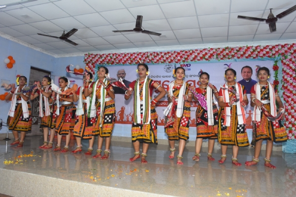 ଟାଉନ ବାଳିକା ଉଚ୍ଚ ବିଦ୍ୟାଳୟ ଓ ଜିଲ୍ଲା ସଂସ୍କୃତି ଭବନ ପରିସର ଠାରେ ଜିଲ୍ଲାସ୍ତରୀୟ ଯୁବୋତ୍ସବ ନିମନ୍ତେ ବିଭିନ୍ନ ପ୍ରତିଯୋଗିତା ଅନୁଷ୍ଠିତ ଟାଉନ ବାଳିକା ଉଚ୍ଚ ବିଦ୍ୟାଳୟ ଓ ଜିଲ୍ଲା ସଂସ୍କୃତି ଭବନ ପରିସର ଠାରେ ଜିଲ୍ଲାସ୍ତରୀୟ ଯୁବୋତ୍ସବ ନିମନ୍ତେ ବିଭିନ୍ନ ପ୍ରତିଯୋଗିତା ଅନୁଷ୍ଠିତ