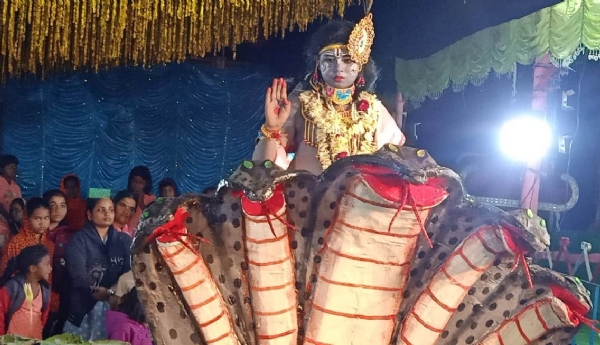 ବୌଦ୍ଧର ପ୍ରସିଦ୍ଧ ଆଧ୍ୟାତ୍ମିକ ଧନୁଯାତ୍ରା, ମଞ୍ଚସ୍ଥ ହେଲା ନାଟକ ବଂଶୀ ବିଳପିଲା ଯମୁନା ତଟେ ବୌଦ୍ଧର ପ୍ରସିଦ୍ଧ ଆଧ୍ୟାତ୍ମିକ ଧନୁଯାତ୍ରା, ମଞ୍ଚସ୍ଥ ହେଲା ନାଟକ ବଂଶୀ ବିଳପିଲା ଯମୁନା ତଟେ