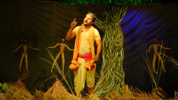 ନଟରାଜ କଳା ପରିଷଦ ବଲାଙ୍ଗିର ନାଟକ ମହୋତ୍ସବ ୨୦୨୫ ତ୍ରିନିଟି ୩/୨ ଦ୍ୱିତୀୟ ସନ୍ଧ୍ୟାରେ ନାଟକ ଜମିଦାର ଓ ତ୍ରିଶଙ୍କୁ ନଟରାଜ କଳା ପରିଷଦ ବଲାଙ୍ଗିର ନାଟକ ମହୋତ୍ସବ ୨୦୨୫ ତ୍ରିନିଟି ୩/୨ ଦ୍ୱିତୀୟ ସନ୍ଧ୍ୟାରେ ନାଟକ ଜମିଦାର ଓ ତ୍ରିଶଙ୍କୁ