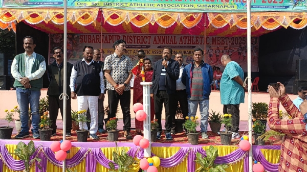 *ସୁବର୍ଣ୍ଣପୁର ଜିଲ୍ଲା କ୍ରୀଡ଼ା ସଂଘ ର ବାର୍ଷିକ କ୍ରୀଡ଼ା ପ୍ରତିଯୋଗିତା କୁ ଉଦ୍ଘାଟନ କଲେ ଜିଲ୍ଲାପାଳ ଓ ଏସପି*- *ସୁବର୍ଣ୍ଣପୁର ଜିଲ୍ଲା କ୍ରୀଡ଼ା ସଂଘ ର ବାର୍ଷିକ କ୍ରୀଡ଼ା ପ୍ରତିଯୋଗିତା କୁ ଉଦ୍ଘାଟନ କଲେ ଜିଲ୍ଲାପାଳ ଓ ଏସପି*-