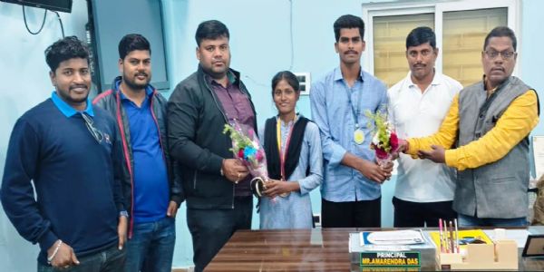 ଫକୀରମୋହନ ବିଶ୍ୱବିଦ୍ୟାଳୟ ବାର୍ଷିକ କ୍ରୀଡା ଉତ୍ସବରେ ଚରମ୍ପା କଲେଜ ଛାତ୍ରଛାତ୍ରୀଙ୍କ କୃତିତ୍ୱ