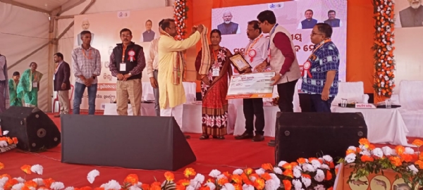 ସୁବର୍ଣ୍ଣପୁର ରୟାଲ ପଡିଆ ଠାରେ ଅନୁଷ୍ଠିତ ହେଲା ସୁବର୍ଣ୍ଣପୁର ଜିଲ୍ଲାର ଜିଲ୍ଲା ସ୍ତରୀୟ ମତ୍ସ୍ୟ ଓ ପ୍ରାଣୀସମ୍ପଦ ମେଳା - ୨୦୨୫. ସୁବର୍ଣ୍ଣପୁର ରୟାଲ ପଡିଆ ଠାରେ ଅନୁଷ୍ଠିତ ହେଲା ସୁବର୍ଣ୍ଣପୁର ଜିଲ୍ଲାର ଜିଲ୍ଲା ସ୍ତରୀୟ ମତ୍ସ୍ୟ ଓ ପ୍ରାଣୀସମ୍ପଦ ମେଳା - ୨୦୨୫.