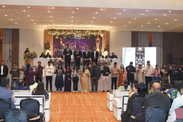 ଜେସିଆଇ ବଲାଙ୍ଗିର ସିଟିର ୧୮ତମ ଶପଥ ଗ୍ରହଣ ସମାରୋହ, ୨୫ ନୂତନ ସଦସ୍ୟ ନେଲେ ସଦସ୍ୟତା ଶପଥ ଜେସିଆଇ ବଲାଙ୍ଗିର ସିଟିର ୧୮ତମ ଶପଥ ଗ୍ରହଣ ସମାରୋହ, ୨୫ ନୂତନ ସଦସ୍ୟ ନେଲେ ସଦସ୍ୟତା ଶପଥ