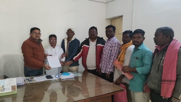 ଧାନ କ୍ରୟ ଶୀଘ୍ର କରାନଗଲେ ଆନ୍ଦୋଳନ - ସରକାରଙ୍କ ଚାଷୀ ମାରାଣନୀତିକୁ ନିନ୍ଦା |