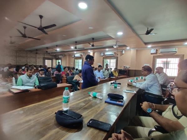 ଜିଲ୍ଲାସ୍ତରୀୟ ଅଭିଯୋଗ ଶୁଣାଣୀ ଅନୁଷ୍ଠିତ ଜିଲ୍ଲାସ୍ତରୀୟ ଅଭିଯୋଗ ଶୁଣାଣୀ ଅନୁଷ୍ଠିତ