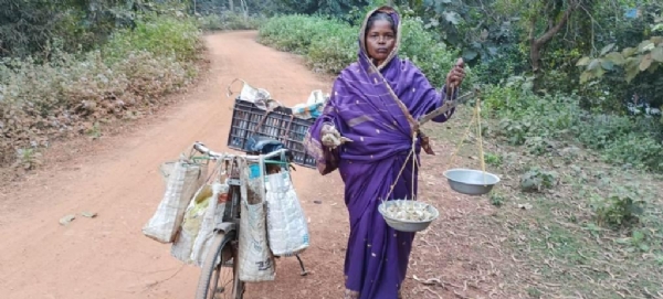 KAMINI MAJHI SUKHUA BIKALI KAMINI MAJHI SUKHUA BIKALI