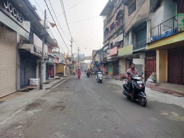 ଟୋକନ ସମସ୍ଯାକୁ ନେଇ ଚାଷୀଙ୍କ ସମ୍ବଲପୁର ବନ୍ଦ