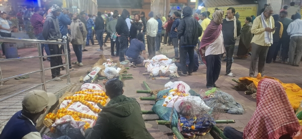 ସ୍ବର୍ଗଦ୍ବାର ଶ୍ମଶାନରେ ଶବକୁ ମହାଅପମାନ ଦୁର୍ନୀତିର ଦୁର୍ଗନ୍ଧ ଜଳଜଳ ସ୍ବର୍ଗଦ୍ବାର ଶ୍ମଶାନରେ ଶବକୁ ମହାଅପମାନ ଦୁର୍ନୀତିର ଦୁର୍ଗନ୍ଧ ଜଳଜଳ