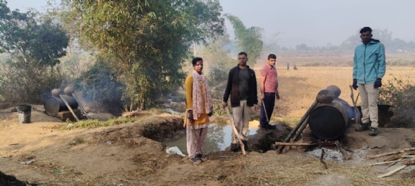 ନିଳାଗୁଡା ଜଙ୍ଗଲରେ  ଅବକାରି ଚଢାଉ