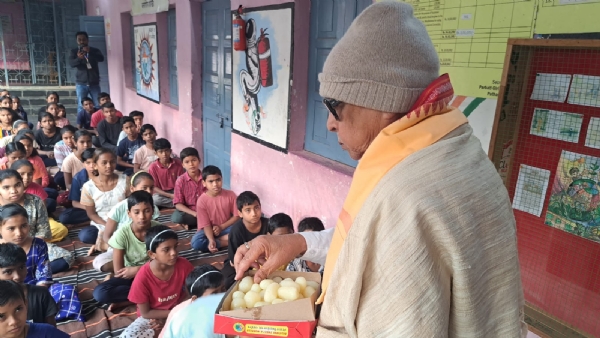 ୮୬ ବର୍ଷରେ ପଦାର୍ପଣ କଲେ ନରସିଂହ ଜନ୍ମଦିନରେ ଶୁଭେଚ୍ଛା ଦେଲେ ଜନତା ଓ ବିଭିନ୍ନ ଅନୁଷ୍ଠାନ  ଶୁଭେଚ୍ଛା ପ୍ରତିଉତ୍ତରରେ ଜଣାଇଲେ କୃତଜ୍ଞତା ଆଜୀବନ ଲୋକଙ୍କ ପାଇଁ ସେବା ଜାରି ରହିବ - ନରସିଂହ ଜନ୍ମଦିନରେ ରକ୍ତଦାନ କଲେ ଶୁଭେଚ୍ଛୁ