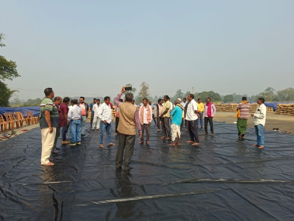 ଉଚ୍ଚକାପାଟ ଧାନ ମଣ୍ଡିରେ ଅଚଳାବସ୍ଥା, ବଢୁଛି ଚାଷୀ ଅସନ୍ତୋଷ