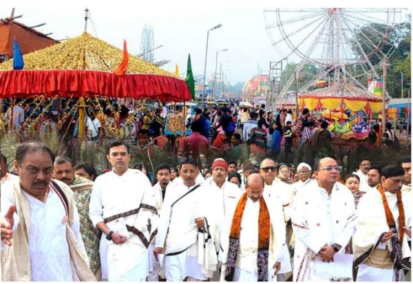 Poush-mela-begins-at-Shantiniketan