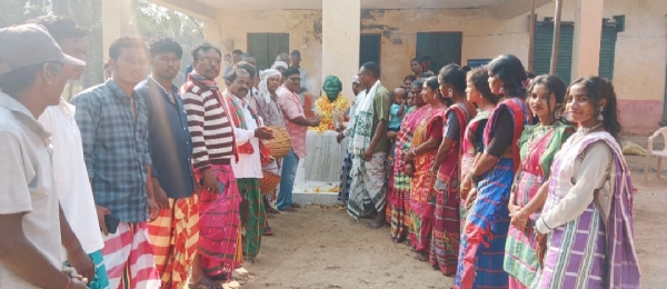 ମାରଂଗୁରୁ ଆଦିବାସୀ ସଂ।ସ୍କୃତିକ ସଂଘ ପକ୍ଷରୁ ସାନ୍ତାଳୀ ଭାଷା ଦିବସ ଏବଂ ଅଲଚିକି ଶତବାର୍ଷିକୀ ଉତ୍ସବ।