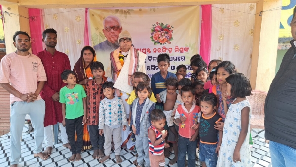 ୮୬ ବର୍ଷରେ ପଦାର୍ପଣ କଲେ ନରସିଂହ ଜନ୍ମଦିନରେ ଶୁଭେଚ୍ଛା ଦେଲେ ଜନତା ଓ ବିଭିନ୍ନ ଅନୁଷ୍ଠାନ  ଶୁଭେଚ୍ଛା ପ୍ରତିଉତ୍ତରରେ ଜଣାଇଲେ କୃତଜ୍ଞତା ଆଜୀବନ ଲୋକଙ୍କ ପାଇଁ ସେବା ଜାରି ରହିବ - ନରସିଂହ ଜନ୍ମଦିନରେ ରକ୍ତଦାନ କଲେ ଶୁଭେଚ୍ଛୁ