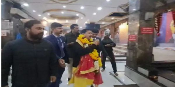 ବିଜେପି କାର୍ଯ୍ୟକାରୀ ସଭାପତି ନୀତିନ ନବୀନ ପାଟନାର କାଳୀ ମନ୍ଦିରରେ କଲେ ପ୍ରାର୍ଥନା