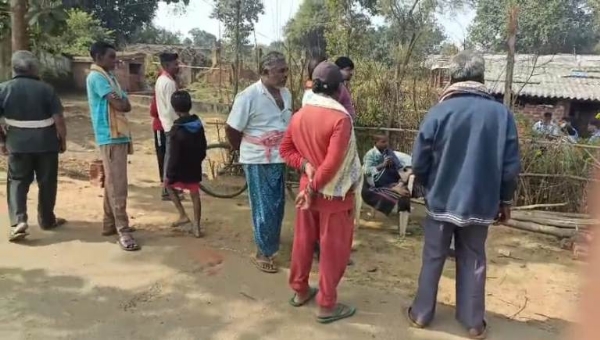 ଶ୍ୱଶୁର ଆଗରେ ସ୍ତ୍ରୀକୁ ହତ୍ୟା କରିଲେ ନିଶାସକ୍ତ ସ୍ୱାମୀ ।