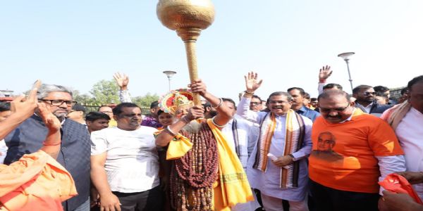 ବୁର୍ଲାରେ ସୁଶାସନ ଦିବସ ଅବସରରେ     ଆୟୋଜିତ ମାରାଥନରେ ଯୋଗ ଦେଲେ ଧର୍ମେନ୍ଦ୍ର ପ୍ରଧାନ