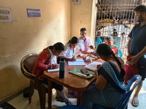 ଚିମିନିଭାଟିପଡ଼ା ଶାସ୍ତ୍ରୀ କ୍ଲବ ଠାରେ ବରିଷ୍ଠ ନାଗରିକ ମାନଙ୍କ ପାଇଁ ମାଗଣା ସ୍ଵାସ୍ଥ୍ୟ ଶିବିର ।