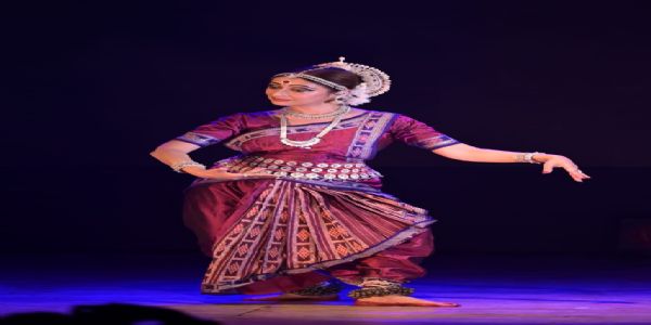 ଅନ୍ତର୍ଜାତୀୟ ଓଡ଼ିଶୀ ନୃତ୍ୟ ମହୋତ୍ସବ: ଦ୍ୱିତୀୟ ସନ୍ଧ୍ୟାରେ ଓଡ଼ିଶୀ ଛନ୍ଦର ଭାବମୟ ପରିବେଷଣ