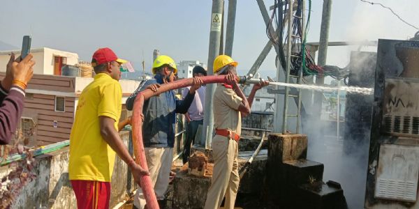 ଜିଓ ଟାୱାରରେ ଅଗ୍ନିକାଣ୍ଡ