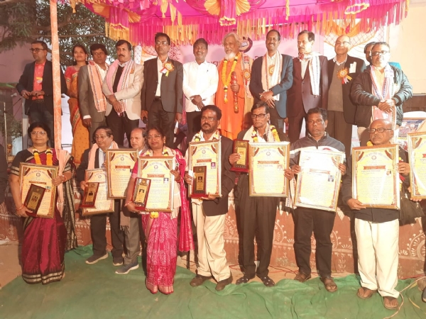 ଚନ୍ଦ୍ରମଣୀ ବାରିକଙ୍କୁ କେନ୍ଦ୍ରପଡା ସାହିତ୍ୟ ଗୌରବ ସମ୍ମାନ