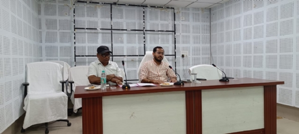 ସରକାରୀ କାର୍ଯ୍ୟାଳୟକୁ କୌଣସି ପ୍ରକାରେ ଇଂରାଜୀ ନୂଆବର୍ଷ ପାଳନର ସ୍ଥଳୀ ନ କରିବାକୁ ପରାମର୍ଶ