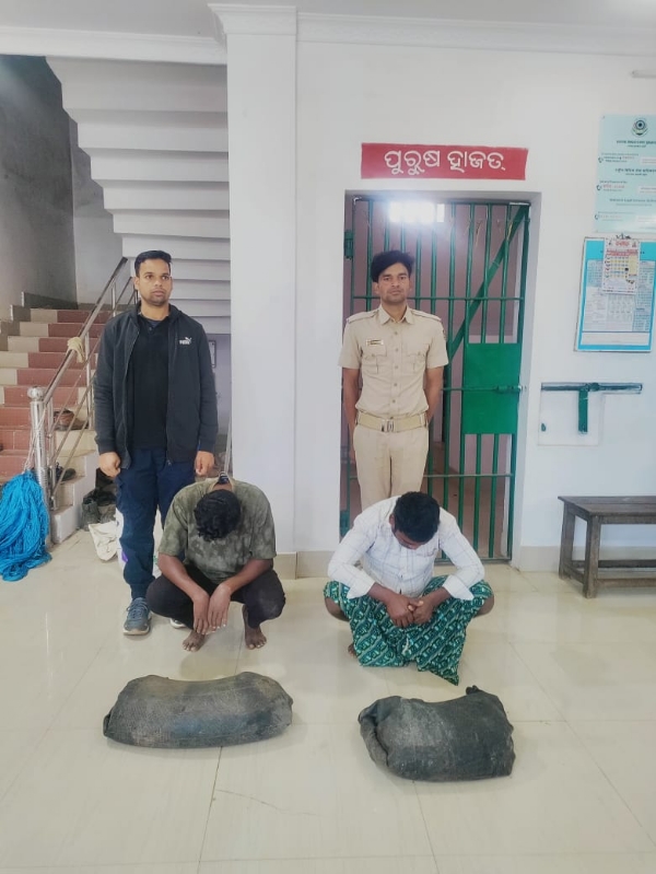 ଦେଶି ମଦ ଚାଲାଣ,୨ ଗିରଫ ଦେଶି ମଦ ଚାଲାଣ,୨ ଗିରଫ