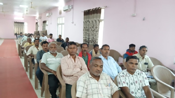 ସୁବର୍ଣ୍ଣପୁର ଜିଲ୍ଲାରେ ଜିଲ୍ଲା କୃଷି କାର୍ଯ୍ୟାଳୟ ତରଫରୁ ବିଶ୍ୱ ମୃତ୍ତିକା ଦିବସ ପାଳିତ । ସୁବର୍ଣ୍ଣପୁର ଜିଲ୍ଲାରେ ଜିଲ୍ଲା କୃଷି କାର୍ଯ୍ୟାଳୟ ତରଫରୁ ବିଶ୍ୱ ମୃତ୍ତିକା ଦିବସ ପାଳିତ ।