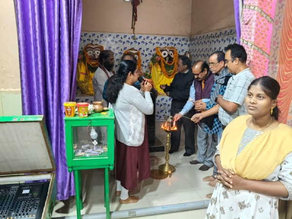 ବହୁ ମୁଖି କେନ୍ଦ୍ର ଦ୍ବାରା ବିଶ୍ବ ଭିନ୍ନକ୍ଷମ ଦିବସ ପାଳିତ ବହୁ ମୁଖି କେନ୍ଦ୍ର ଦ୍ବାରା ବିଶ୍ବ ଭିନ୍ନକ୍ଷମ ଦିବସ ପାଳିତ