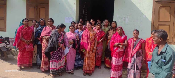 ଭାଟବାହାଳି ସ୍କୁଲ ପାଇଁ ମହିଳା ମାନଙ୍କ ବ୍ଲକ ଉନ୍ନୟନ ଅଧିକାରୀ ଙ୍କୁ ଦାବିପତ୍ର ଭାଟବାହାଳି ସ୍କୁଲ ପାଇଁ ମହିଳା ମାନଙ୍କ ବ୍ଲକ ଉନ୍ନୟନ ଅଧିକାରୀ ଙ୍କୁ ଦାବିପତ୍ର