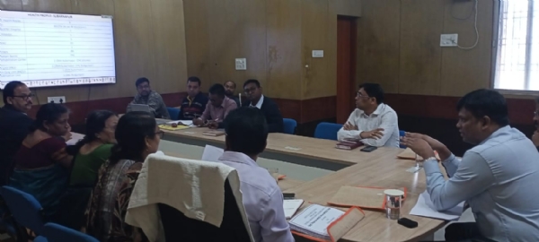 ସୁବର୍ଣ୍ଣପୁର ଜିଲ୍ଲା ନୋଡାଲ ସଚିବ  ତଥା ପରିଚାଳନା ନିର୍ଦ୍ଦେଶକ,ଓଡ଼ିଶା ରାଜ୍ୟ ବେସାମରିକ ଯୋଗାଣ ନିଗମ, ଶ୍ରୀ କେ.ସୁଦର୍ଶନ ଚକ୍ରବର୍ତ୍ତୀଙ୍କ ସୁବର୍ଣ୍ଣପୁର ଜିଲ୍ଲା ଗସ୍ତ ଓ ସୁବର୍ଣ୍ଣପୁର ଜିଲ୍ଲାରେ କାର୍ଯ୍ୟକାରୀ ହେଉଥିବା ସମସ୍ତ ସରକାରୀ ଯୋଜନା ଓ କାର୍ଯ୍ୟକ୍ରମ ଗୁଡିକର ଅଗ୍ରଗତି ଓ ପାଣ୍ଠି ବିନିଯୋଗ ପାର୍ଯ୍ୟାଲୋଚନା ଓ ସମୀକ୍ଷା ବୈଠକ ଅନୁଷ୍ଠିତ।