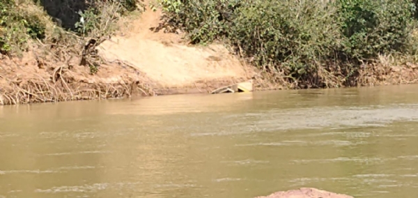 କନ୍ଦାଯୋଡ଼ି ଗାଁକୁ ଯୋଗାଯୋଗ ବିଚ୍ଛିନ୍ନ,ସପ୍ତାହେ ହେଲା ଡଙ୍ଗା ଅଚଳ