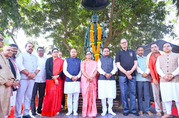 ମୁଖ୍ୟମନ୍ତ୍ରୀ ମୁଖ୍ୟମନ୍ତ୍ରୀ