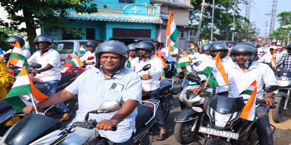 “ଅପରେସନ୍ ସିନ୍ଦୁର” ସଫଳତାକୁ ନେଇ ଜିଲ୍ଲାରେ ପରାକ୍ରମ ଶୋଭାଯାତ୍ରା