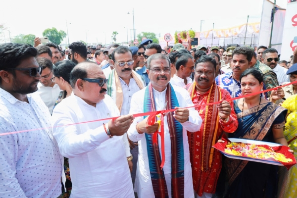 ଉଦଘାଟନ ହେଲା ଗାଁ ଆମ୍ବ ପସରା, ସମ୍ବଲପୁରରୁ ରପ୍ତାନୀ ହେଲା  ଦୁବାଇ ଓ ଇଂଲଣ୍ଡ