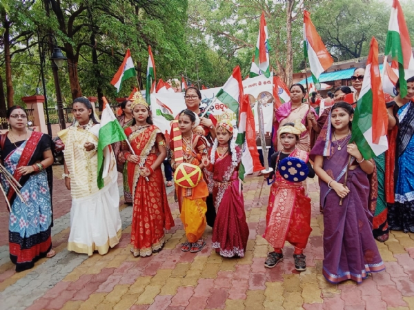 ସୁବର୍ଣ୍ଣପୁରରେ “ପରାକ୍ରମ ଶୋଭାଯାତ୍ରା” – ଜାଗ୍ରତ ଦେଶ ପ୍ରେମୀ ମହିଳାମାନଙ୍କ ଅଭିନବ ଉଦ୍ୟମ:-