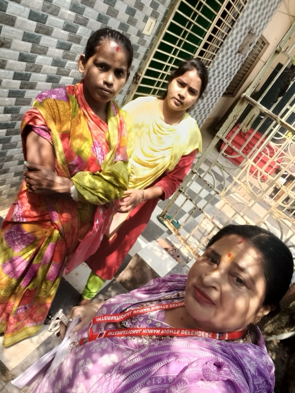 ଅସହାୟଙ୍କୁ ସାହାଯ୍ଯ କଲେ ସମାଜସେବୀ
