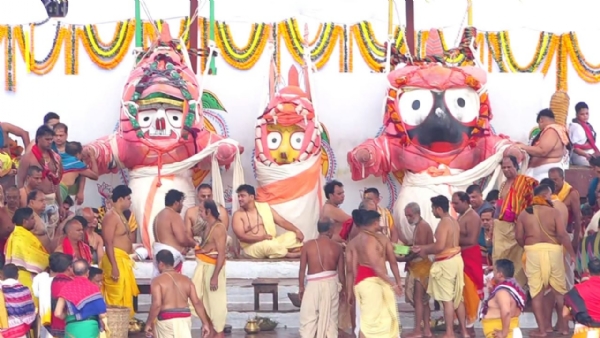 ଗଜାନନ ବେଶରେ ଦର୍ଶନଦେଲେ ଚତୁଦ୍ଧ ମୂର୍ତ୍ତୀ