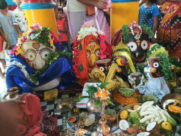 ସୋନପୁର ର ସମସ୍ତ ଜଗନ୍ନାଥ ମନ୍ଦିର ଠାରେ ଦେବସ୍ନାନ ପୂର୍ଣ୍ଣିମା ଉତ୍ସବ ପାଳନ* -