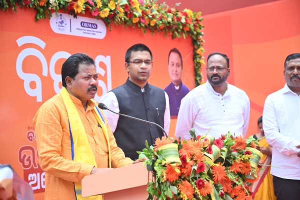 ଜିଲ୍ଲାସ୍ତରୀୟ  ସ୍ବତନ୍ତ୍ର ସଫେଇ ଅଭିଯାନ ଏବଂ ବିକାଶ ବାହନର ଶୁଭାରମ୍ଭ